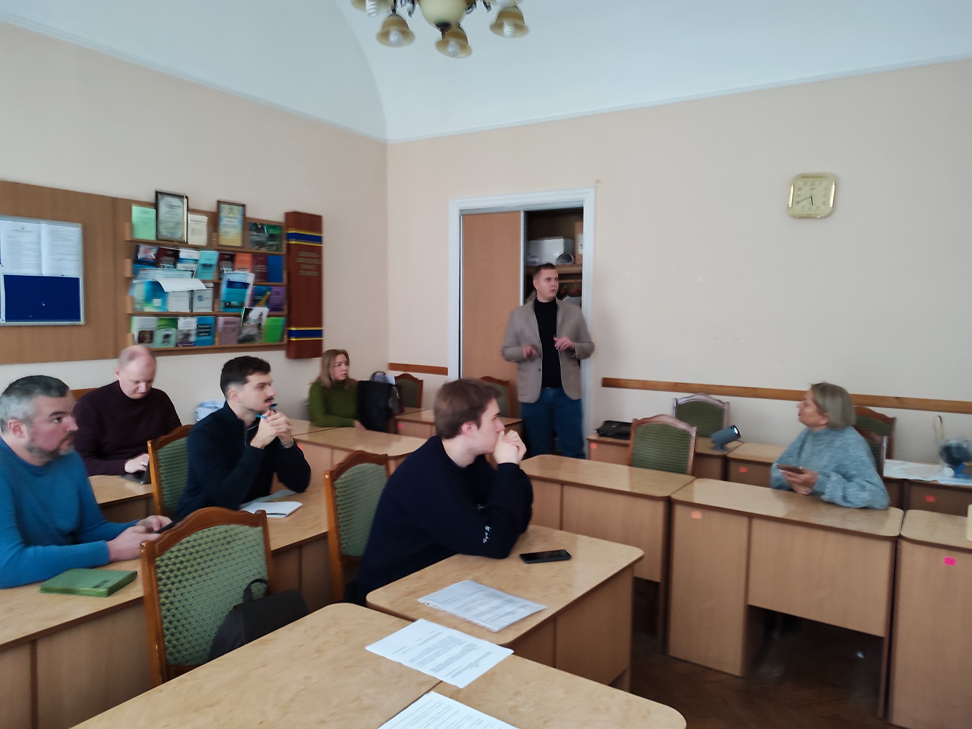 Міжкафедральний методичний семінар аспірантів  «Академічна доброчесність та використання штучного інтелекту в наукових дослідженнях»